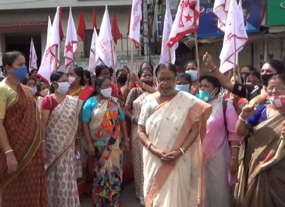 Increasing Crime against Women : CPI-M's women wing held protest Increasing Crime against Women : CPI-M's women wing held protest